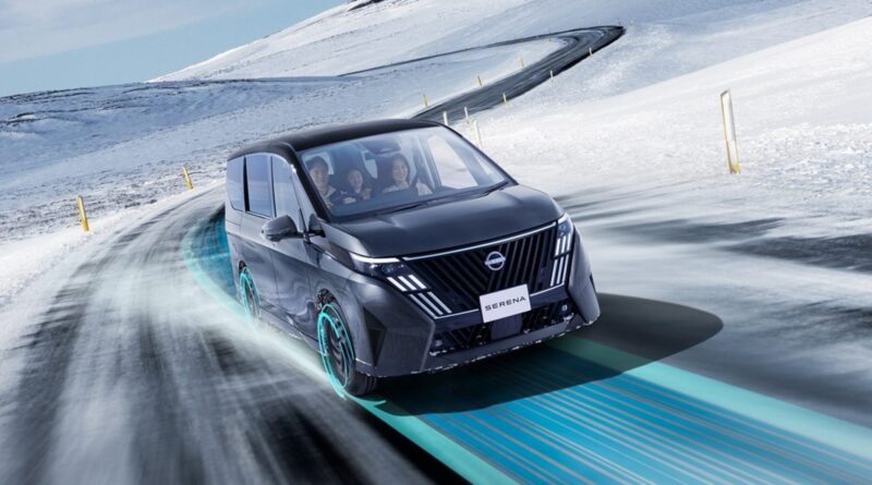 日産セレナe-4ORCEハイウェイスターVの公式写真