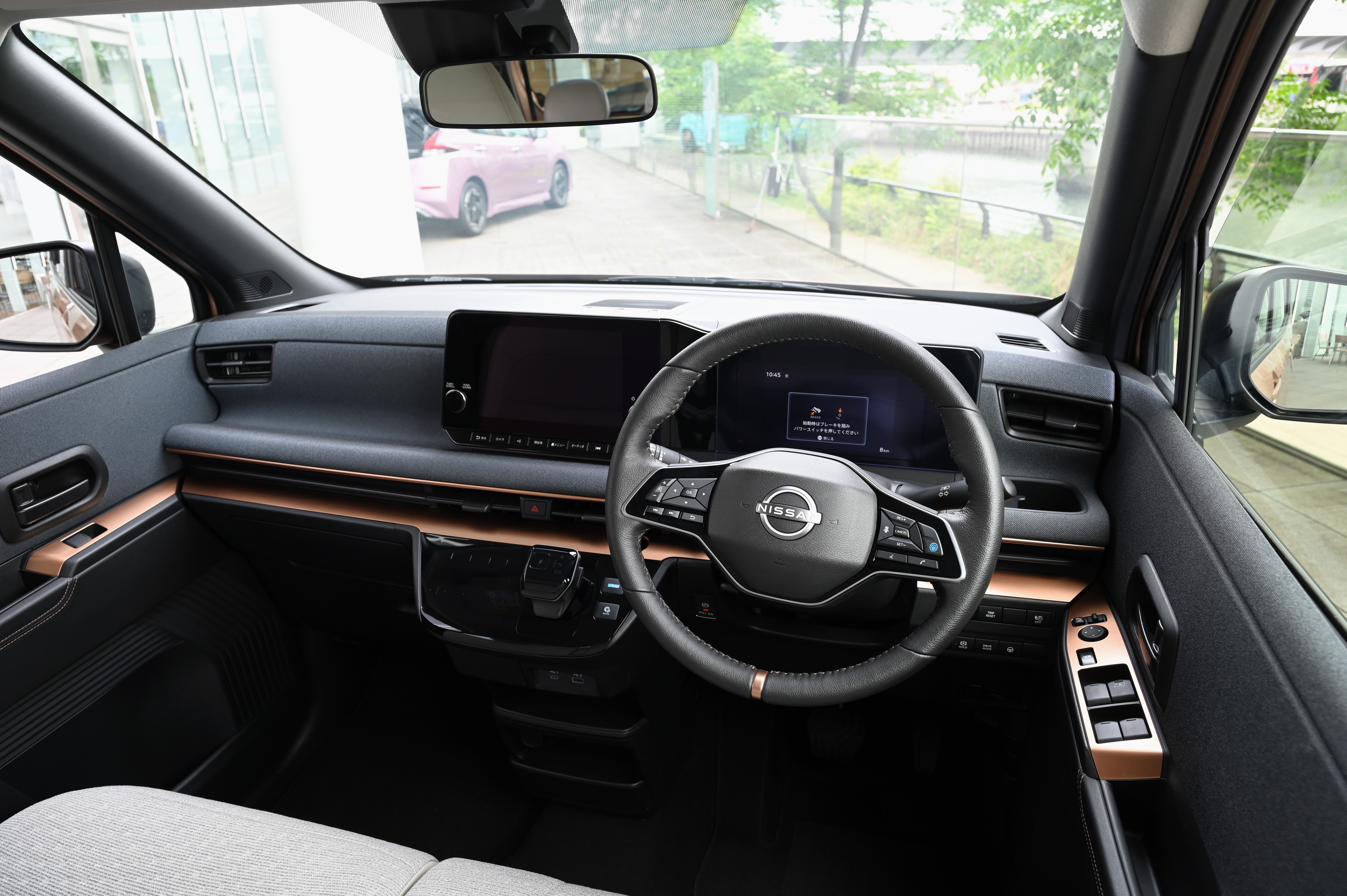2024年6月7日撮影の日産サクラGの車内。改良前の参考写真で、2026年改良モデルの装備と異なります。