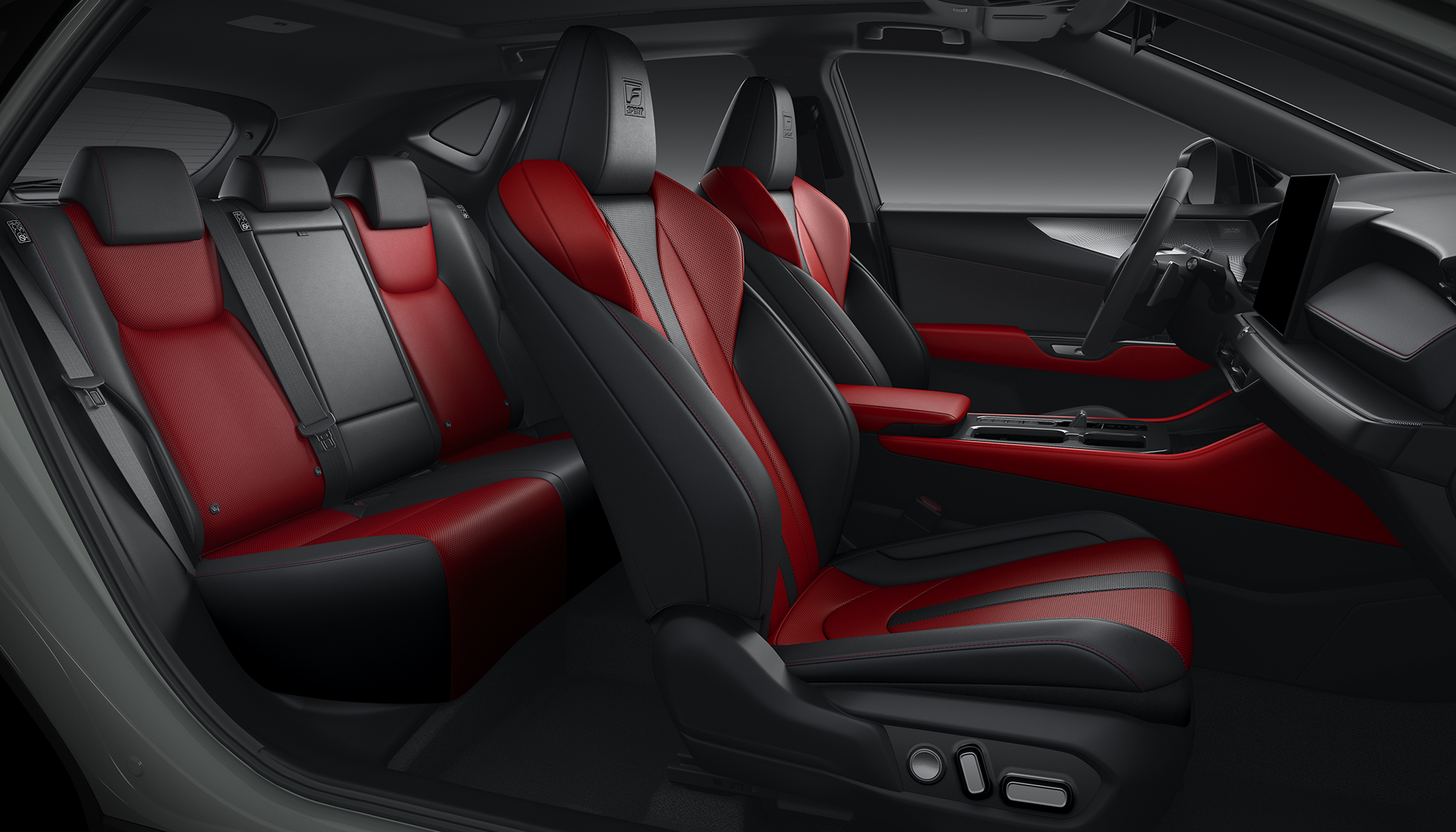 新型レクサスNXの前席と後席。F SPORT専用PROMINENCE内装の試作車